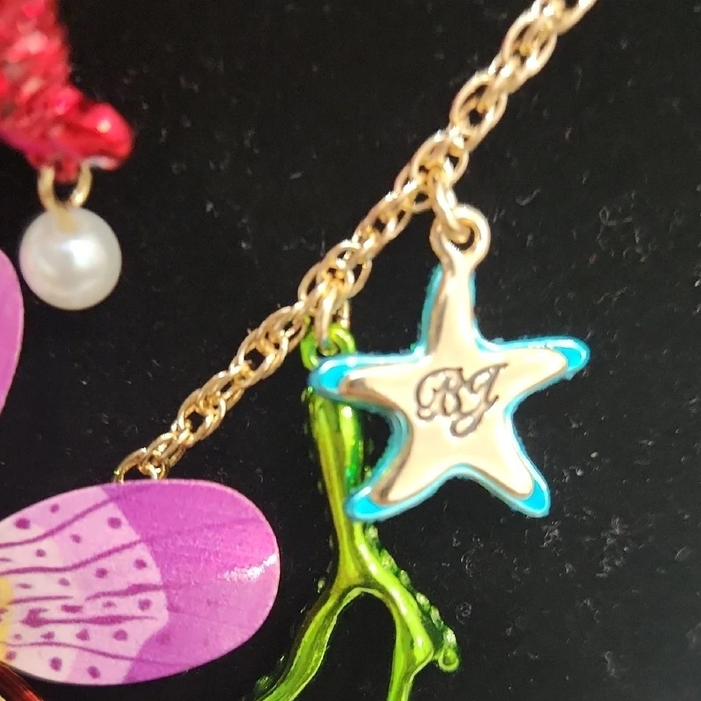 🦞▪️Betsey Johnson▪️ Rhinestone Lobster Necklace  and Earring Bundle Set